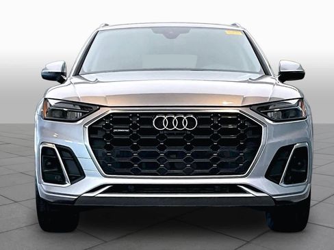 Used 2023 Audi Q5 2.0T Premium Plus w/ Premium Plus Package AWD/4WD image 4