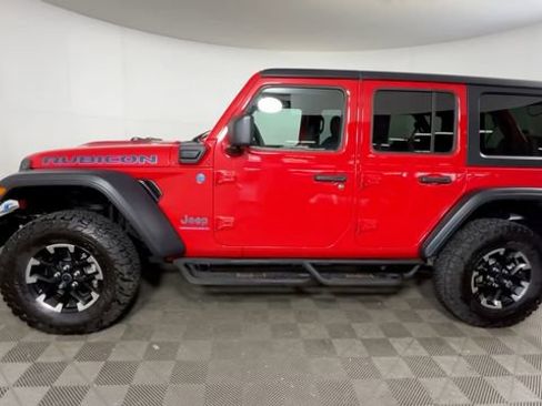 Used 2024 Jeep Wrangler Unlimited Rubicon 4xe w/ Technology Group AWD/4WD image 12