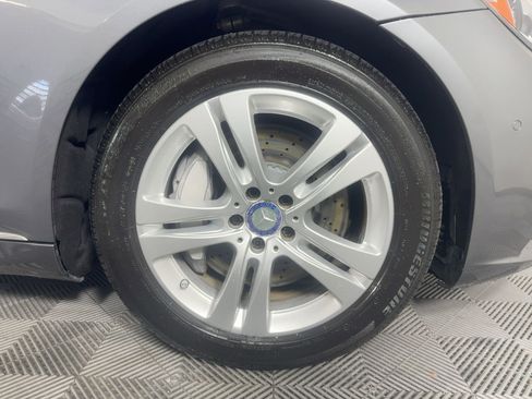 Used 2017 Mercedes-Benz S 550 4MATIC Sedan image 12