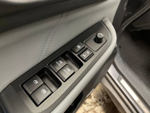Used 2019 Subaru Outback 2.5i Limited AWD/4WD image 16
