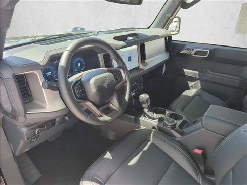 New 2026 Ford Bronco Outer Banks AWD/4WD image 3