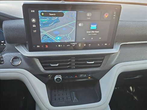 Used 2025 Ford Explorer Platinum w/ LUX Leather Package image 15