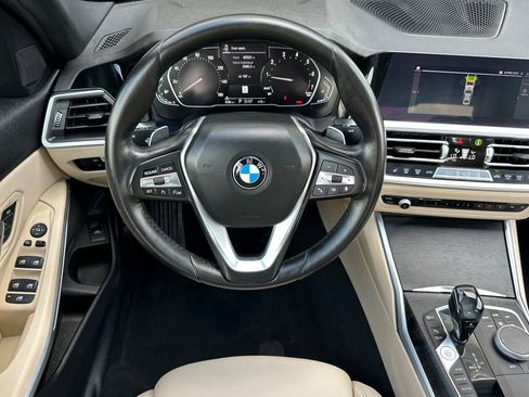 Used 2021 BMW 330i Sedan w/ Convenience Package RWD image 13