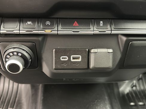 Used 2024 Chevrolet Silverado 1500 W/T AWD/4WD image 21