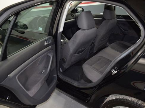 Used 2009 Volkswagen Jetta S FWD image 13