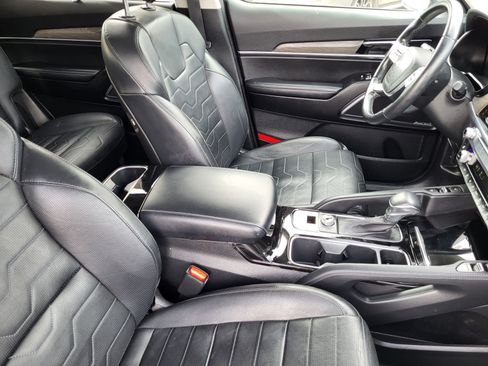 Used 2022 Kia Telluride SX w/ SX Prestige Package image 14