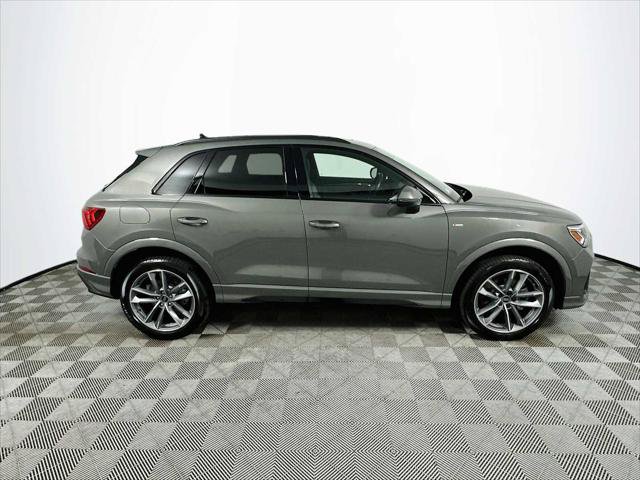 Certified 2023 Audi Q3 2.0T Premium w/ Black Optic Sport Package AWD/4WD image 8