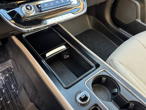 New 2026 Lincoln Corsair Reserve AWD/4WD image 23