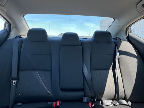 Used 2025 Nissan Altima 2.5 SV image 39