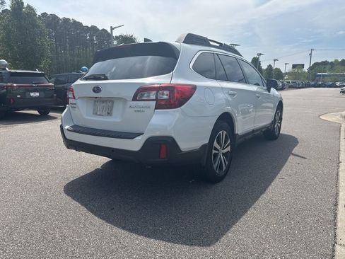 Used 2019 Subaru Outback 3.6R Limited image 5