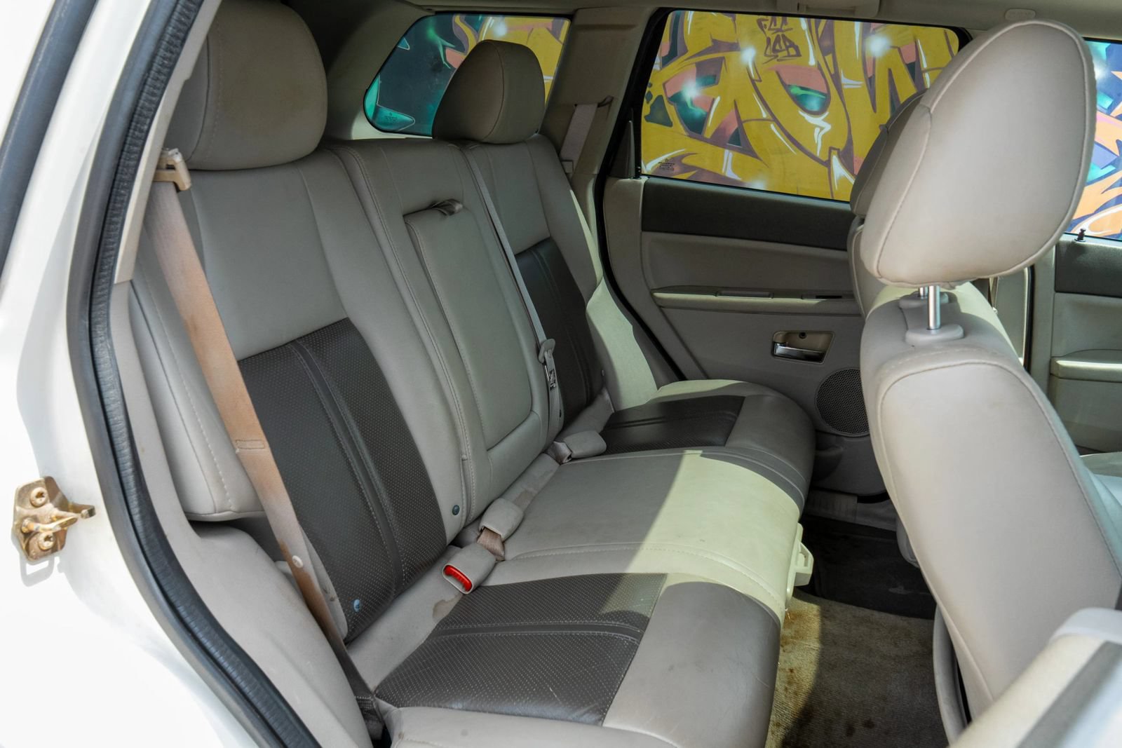 Used 2007 Jeep Grand Cherokee Limited RWD image 16