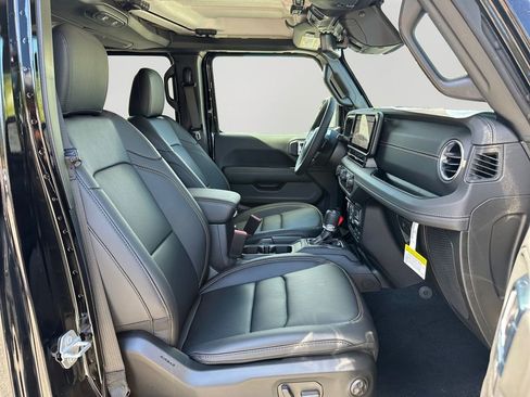 New 2025 Jeep Wrangler Sahara image 12