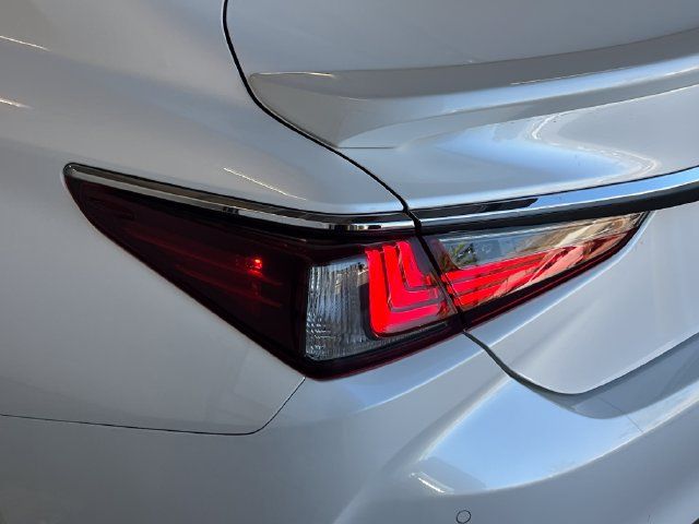 Certified 2025 Lexus ES 300h w/ Premium Package FWD image 20
