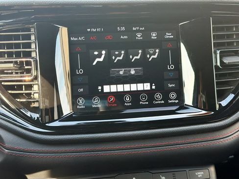 Used 2023 Dodge Durango GT AWD/4WD image 30