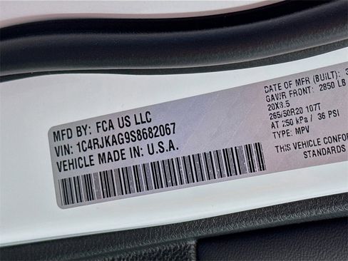 Used 2025 Jeep Grand Cherokee L Altitude image 30