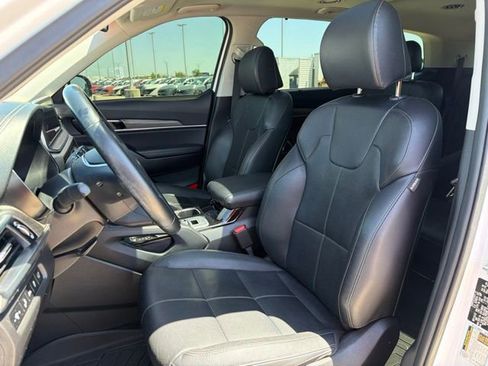 Used 2022 Kia Telluride EX w/ EX Premium Package FWD image 5