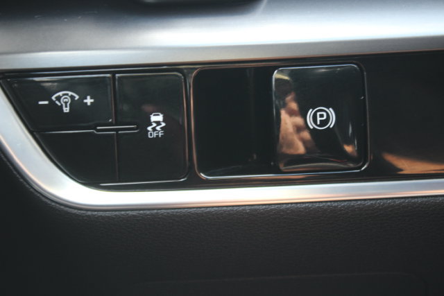 Used 2024 Kia Sportage EX AWD/4WD image 19