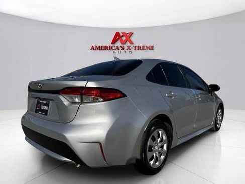 Used 2020 Toyota Corolla LE FWD image 6