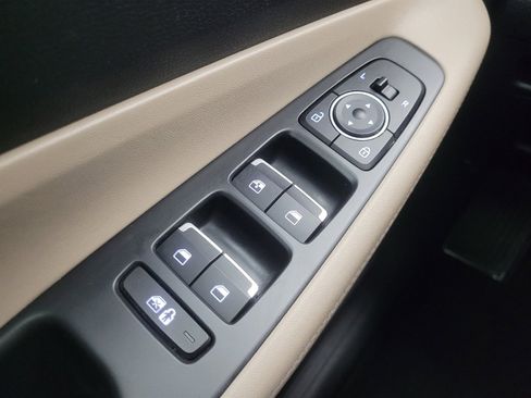 Used 2023 Hyundai Santa Fe SE image 27