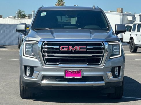 Used 2023 GMC Yukon SLT w/ SLT Premium Package AWD/4WD image 10