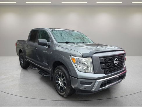 Used 2023 Nissan Titan SV w/ SV Convenience Package image 1