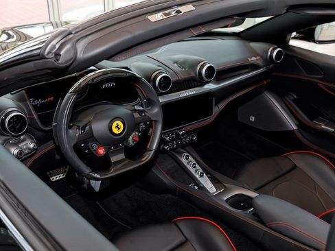 Used 2023 Ferrari Portofino M RWD image 19
