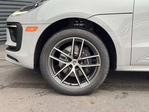 New 2026 Porsche Macan image 11