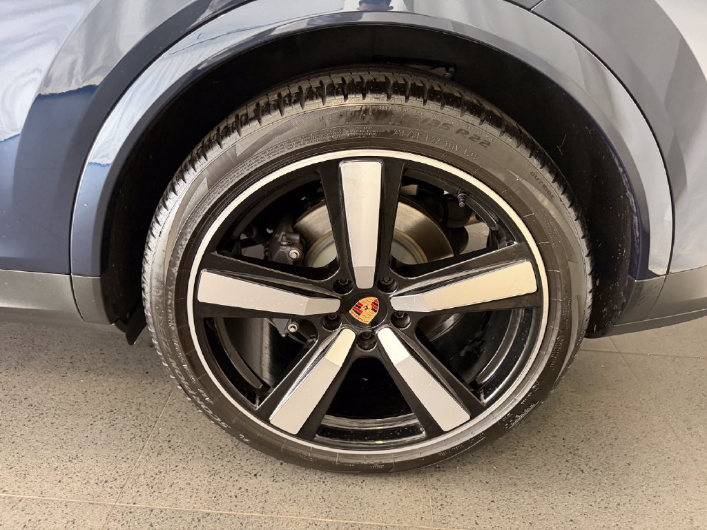 Certified 2026 Porsche Cayenne Coupe AWD/4WD image 11