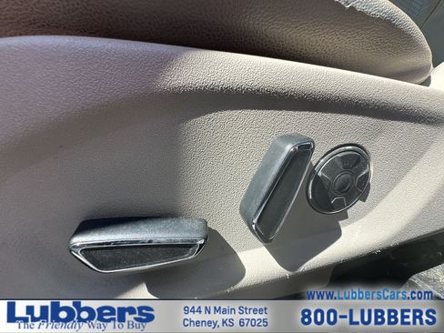 Used 2018 Ford Explorer Limited w/ Equipment Group 301A AWD/4WD image 11