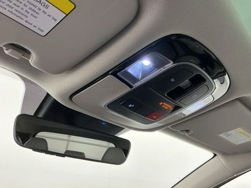 Used 2025 Hyundai Tucson Limited image 23