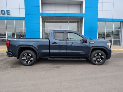 Used 2021 GMC Sierra 1500 Elevation w/ LPO, Elevation Black Package