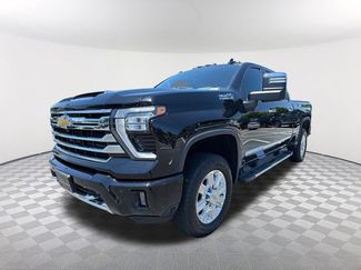 Used 2025 Chevrolet Silverado 3500 High Country w/ High Country Premium Package AWD/4WD video 1