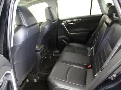 Used 2019 Toyota RAV4 XLE Premium w/ All Weather Liner Package AWD/4WD image 22