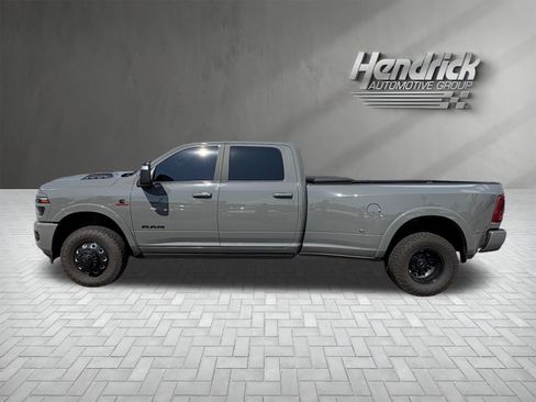 Used 2025 RAM 3500 Limited AWD/4WD image 6