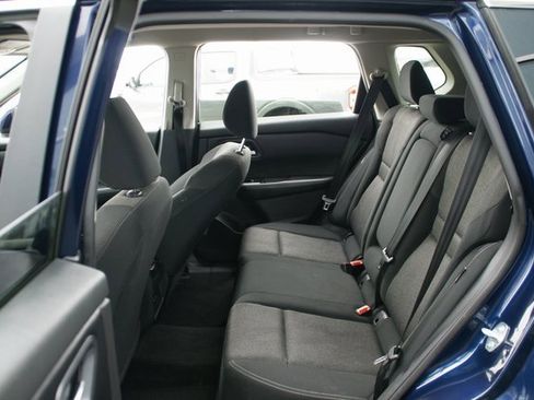 Used 2024 Nissan Rogue SV image 25