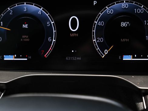 Used 2021 Jeep Grand Cherokee L Laredo w/ Luxury Tech Group I AWD/4WD image 17