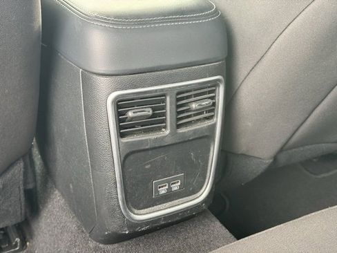 Used 2023 Dodge Charger SXT image 12