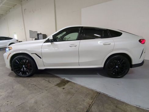Used 2023 BMW X6 M50i w/ Executive Package image 8