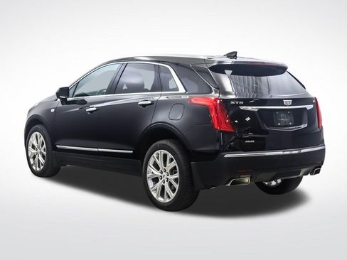 Used 2017 Cadillac XT5 Luxury w/ Driver Awareness Package AWD/4WD image 3