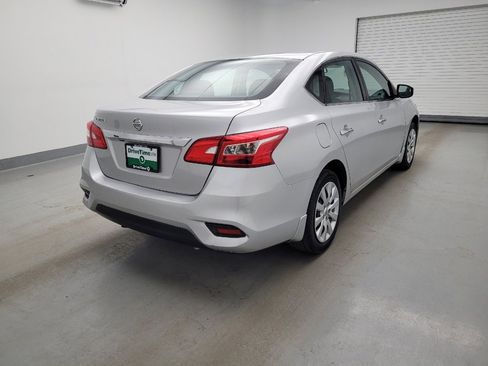 Used 2019 Nissan Sentra S FWD image 9