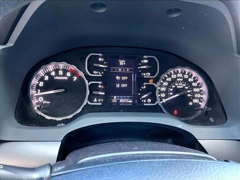 Used 2018 Toyota Tundra SR5 w/ SR5 Upgrade Package image 22