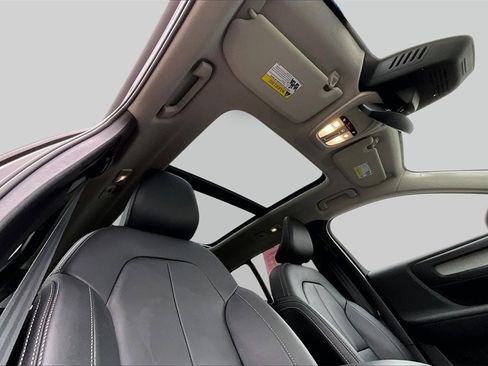 Certified 2026 Volvo XC40 B5 Core w/ Climate Package image 27