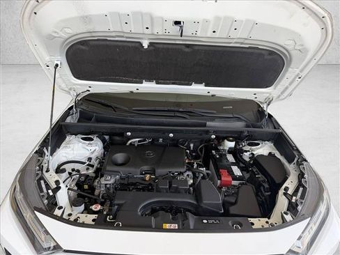 Used 2025 Toyota RAV4 XLE FWD image 20