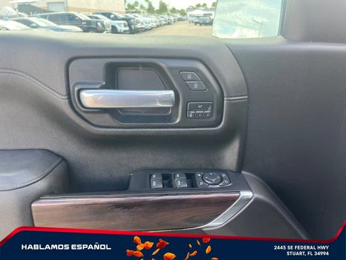 Used 2021 GMC Sierra 1500 SLT w/ SLT Premium Plus Package AWD/4WD image 22