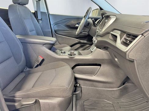 Used 2022 GMC Terrain SLE w/ Driver Convenience Package image 26