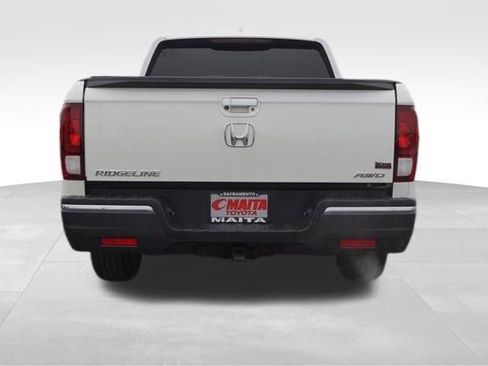 Used 2019 Honda Ridgeline Sport image 4