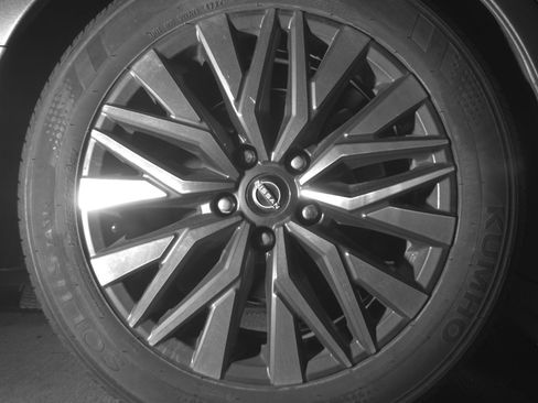 Used 2025 Nissan Altima 2.5 SV image 15