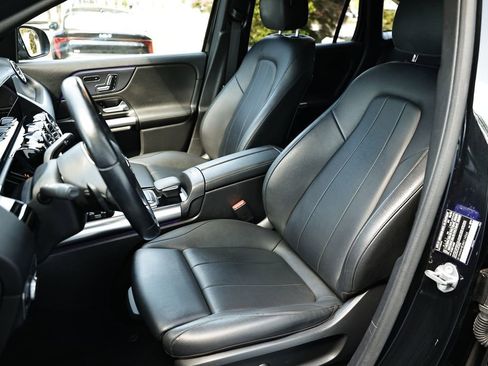 Used 2021 Mercedes-Benz GLA 250 4MATIC image 19