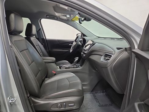 Used 2022 Chevrolet Equinox Premier AWD/4WD image 10