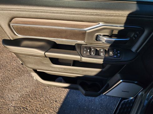 New 2026 RAM 3500 Laramie AWD/4WD image 15
